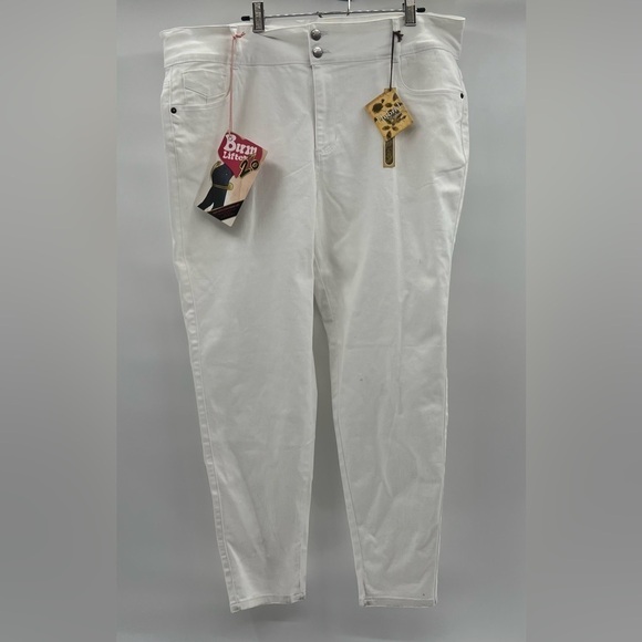 Hybrid & Company Denim Woman White Slim Tech Skinny Leg Jeans Sz 22W - Picture 1 of 7